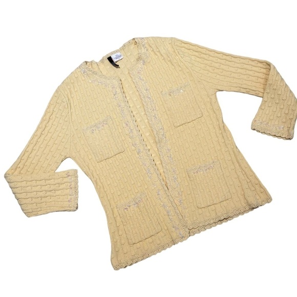 powwow Sweaters - Vintage Powwow pale yellow zip up cable knit cardigan crochet hems beaded medium